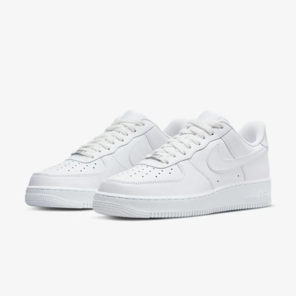 Nike Air Force 1 '07 LV8 – Image 2